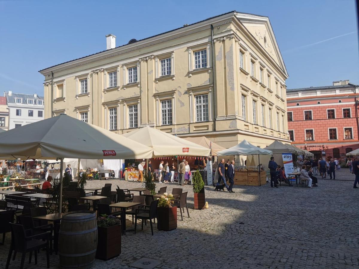 Town Square Apartment Lublin Bagian luar foto